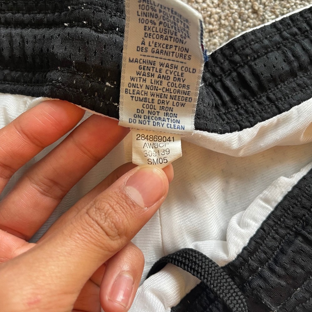 Y2K BAGGY Mens Old Navy Basketball Mesh Shorts L White Black Red 094N Graphic - Picture 4 of 8